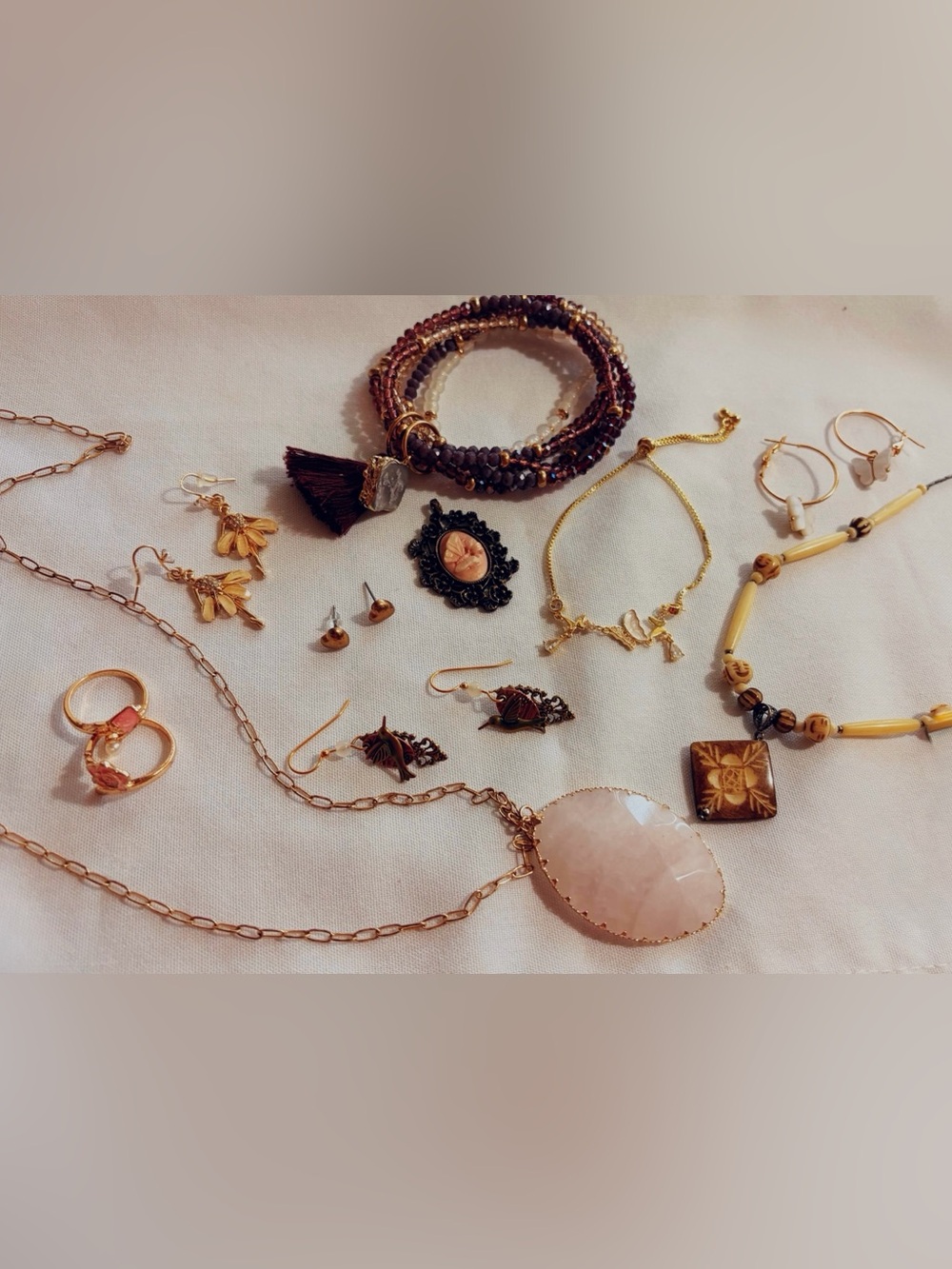 Fairy Bundle Gold-Tone Rose Quartz Pendant Vintage Cameo